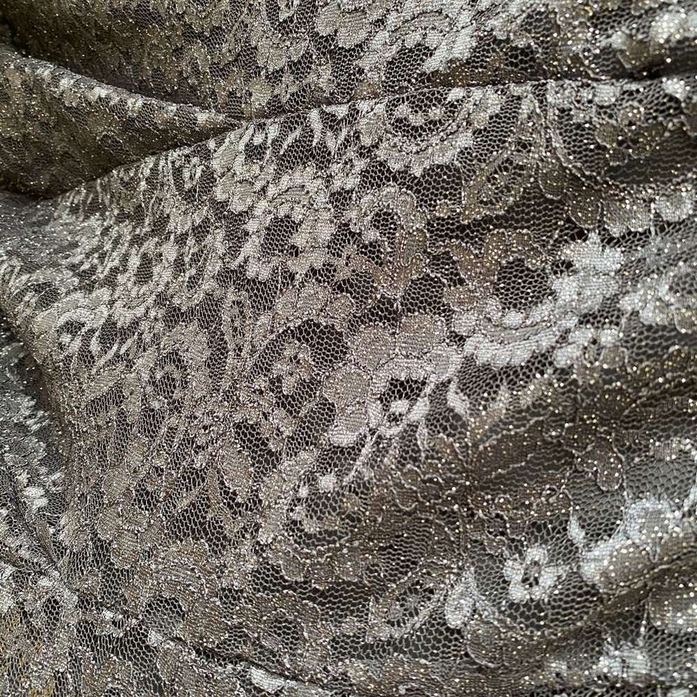 R&M Richards Short Sleeve Cold Shoulder Lace Gown - Picture 6 of 9